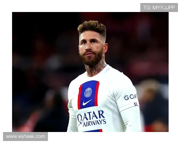 足球明星发型男图片展示独特魅力与风格的完美结合